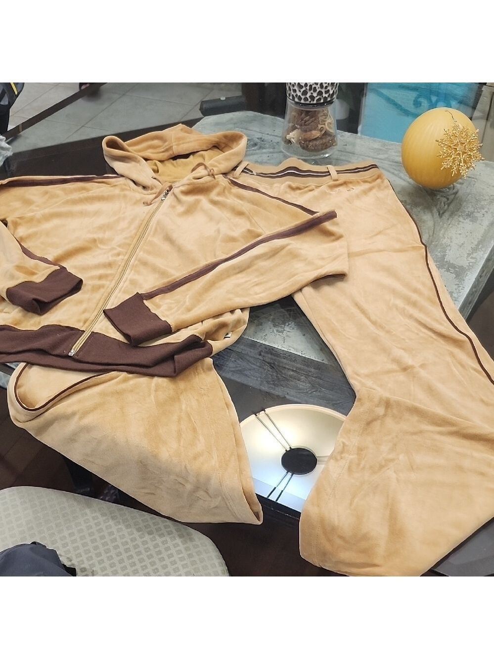 Tan and Brown Women's Velour Vintage Y2k Like New Tracksuit Large